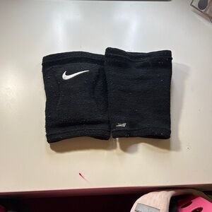 Nike Streak Black Volleyball Knee Pads